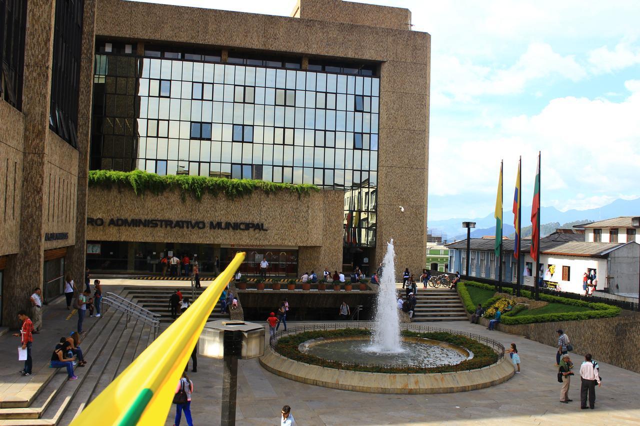 Hotel Colonial Manizales Esterno foto