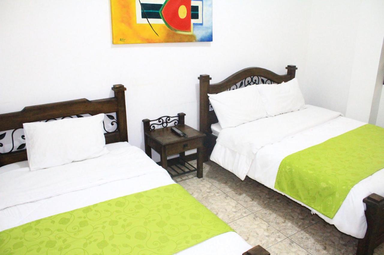 Hotel Colonial Manizales Esterno foto